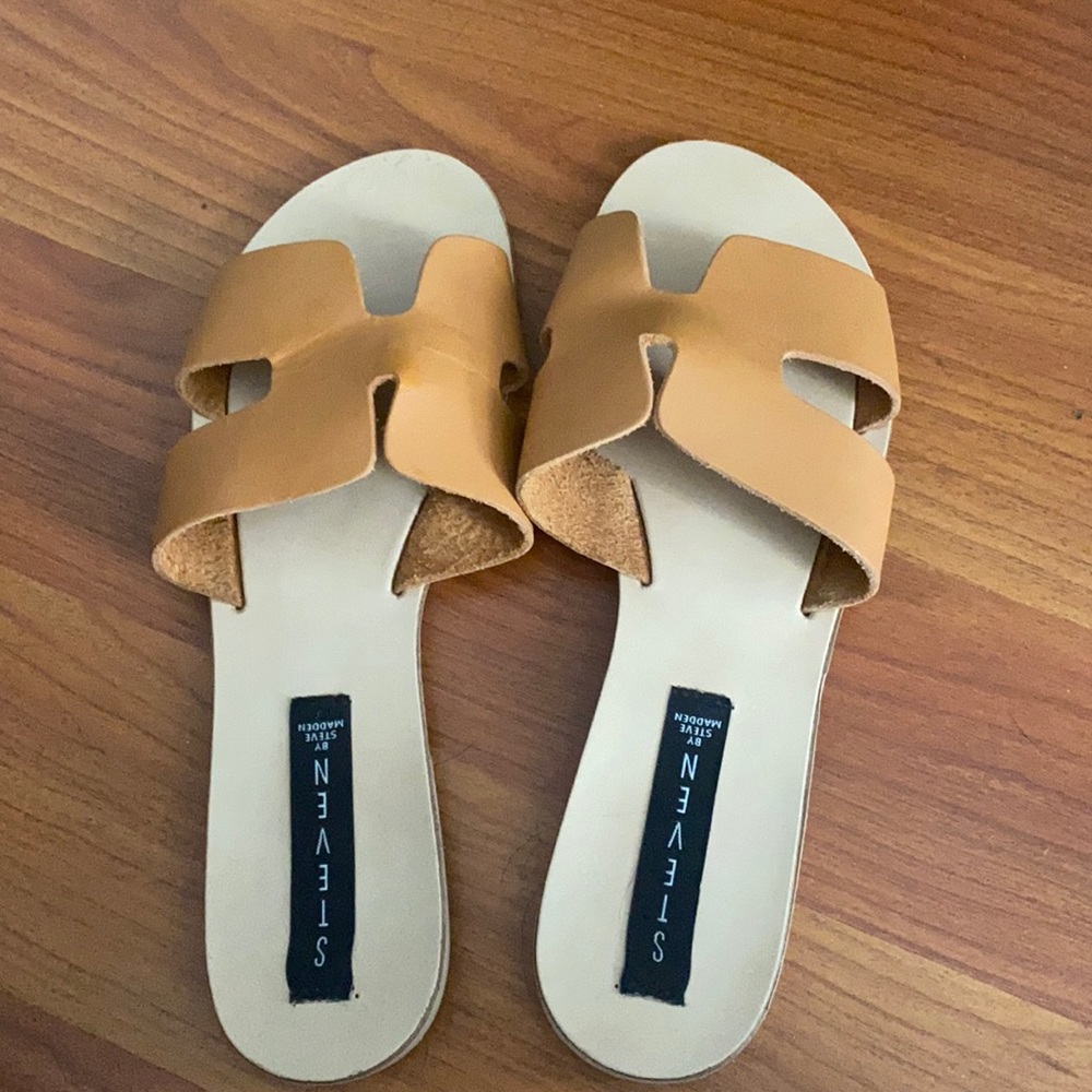 Steve Madden Sandals size 9